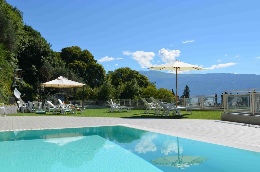 Residence Il Poggio Al Sole Toscolano-Maderno Kültér fotó